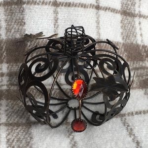Beautiful Accent Metal Pumpkin with 6 Orange Jewels